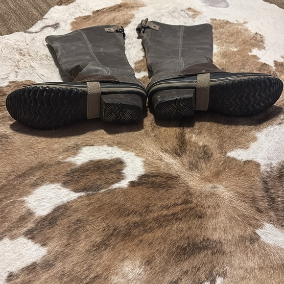 Sorel Tall Equestrian Riding Boots, shale gray waterproof, size 8.5 - Picture 3 of 7